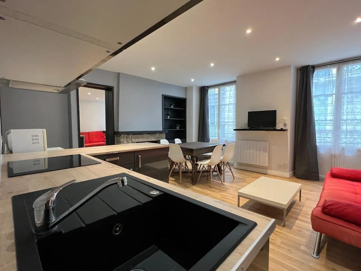 Appartement Au coeur de Cauterets, T2 + alcôve. 4P. 0*, Cauterets